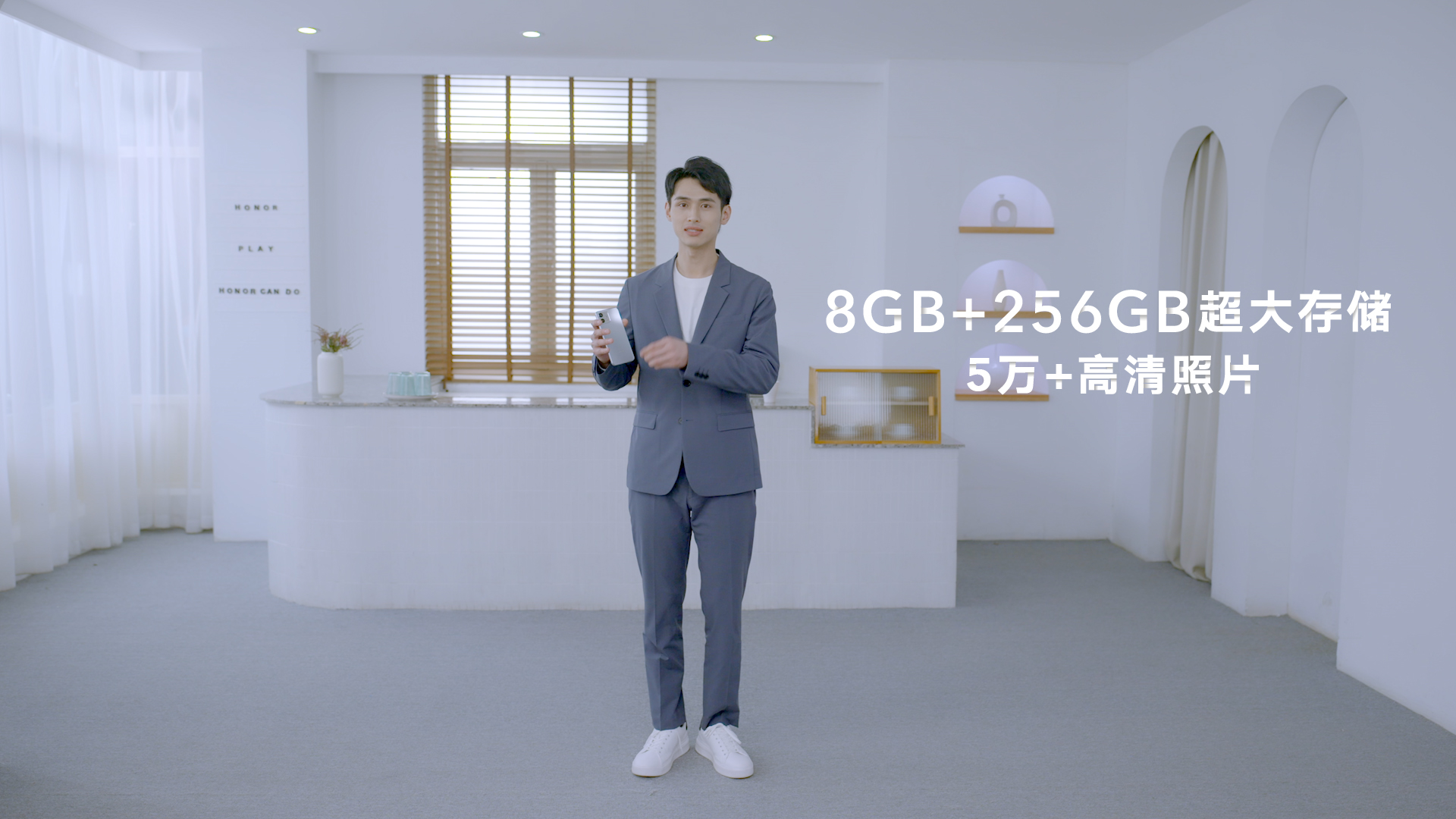 <b>荣耀Play6T系列上市 将推动千元档5G大内存手机普及</b>