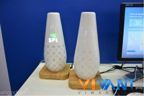 这些智能陶瓷水杯花瓶 内置Edison模块 