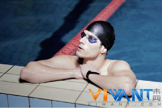 Swimmo：专为游泳而生的智能手表 