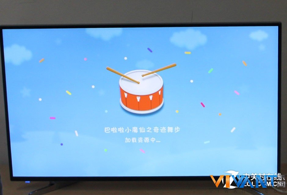 用酷开看动画片 遥控器满足孩子一切需求
