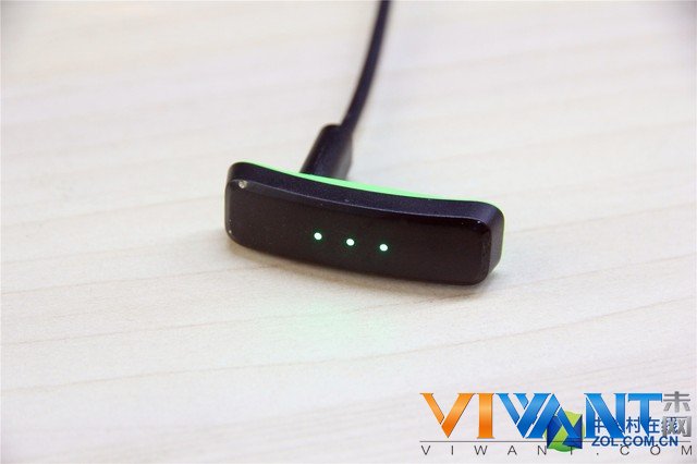 完美支持微信 雷蛇Nabu X智能手环首报 