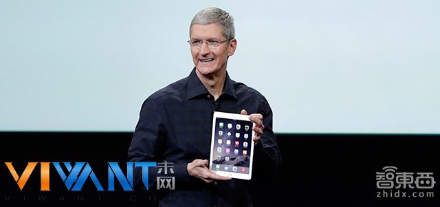 tim-cook-ipad
