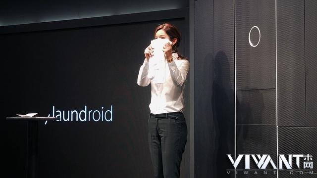 <b>Laundroid：能叠衣服的洗衣机</b>