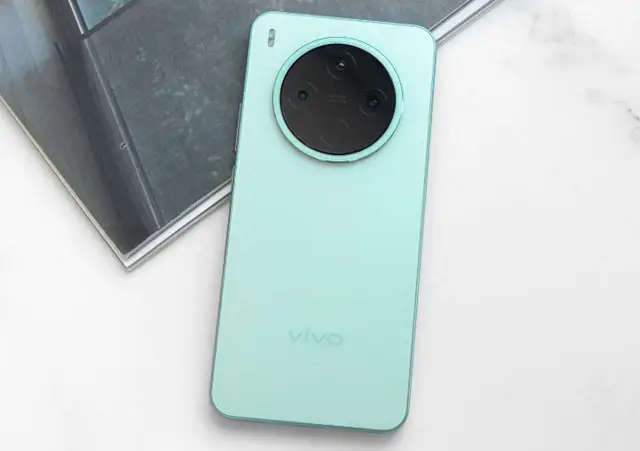 17a7d8bc34664b9caa82e72810374491