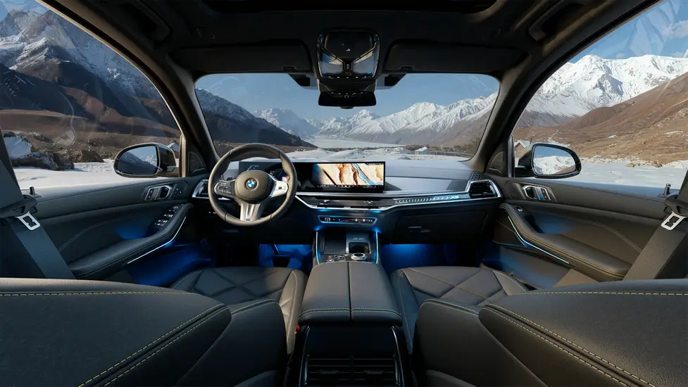 2025广州车展:新款宝马X5售价59.8万元起 -3 2025广州车展:新款宝马X5售价59.8万元起 -3