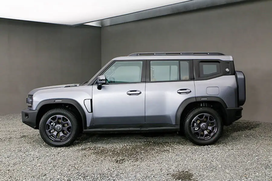 19.19万！捷途旅行者顶配王炸登场，冰箱按摩全配齐，硬派玩家狂喜 -1