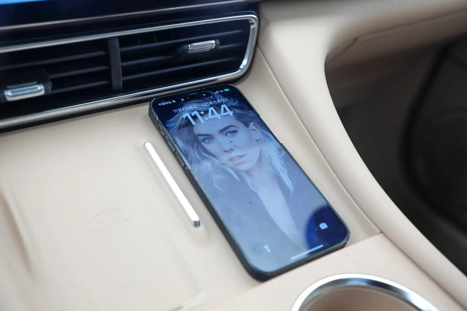 9a3710537e4644c7b7d36f735890952f 9a3710537e4644c7b7d36f735890952f