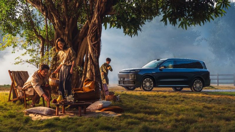 别卷价格了！零跑D19把百万级客厅开上路，30万级市场要变天？ -1