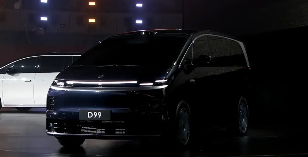 零跑旗舰MPV D99首发，30万级MPV市场要变天？ -1