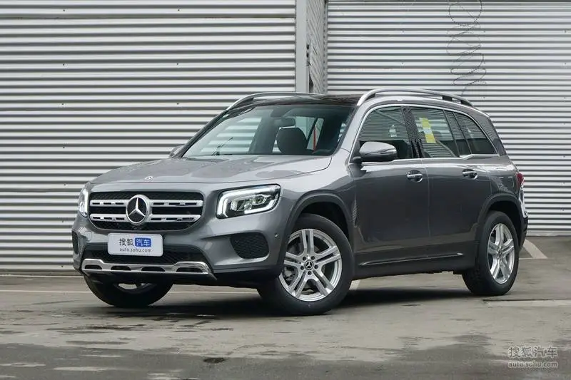 奔驰GLB新车型上市！取消四驱/配置升级，31.19万起 -1