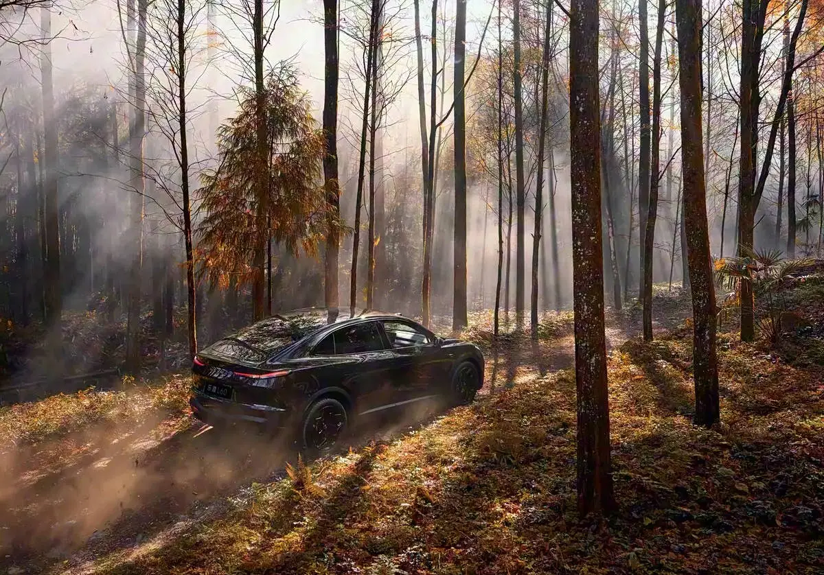 黑武士登场!乐道L60“黑化”限量版开卖,租电池直接砍到15万 -1 黑武士登场!乐道L60“黑化”限量版开卖,租电池直接砍到15万 -1