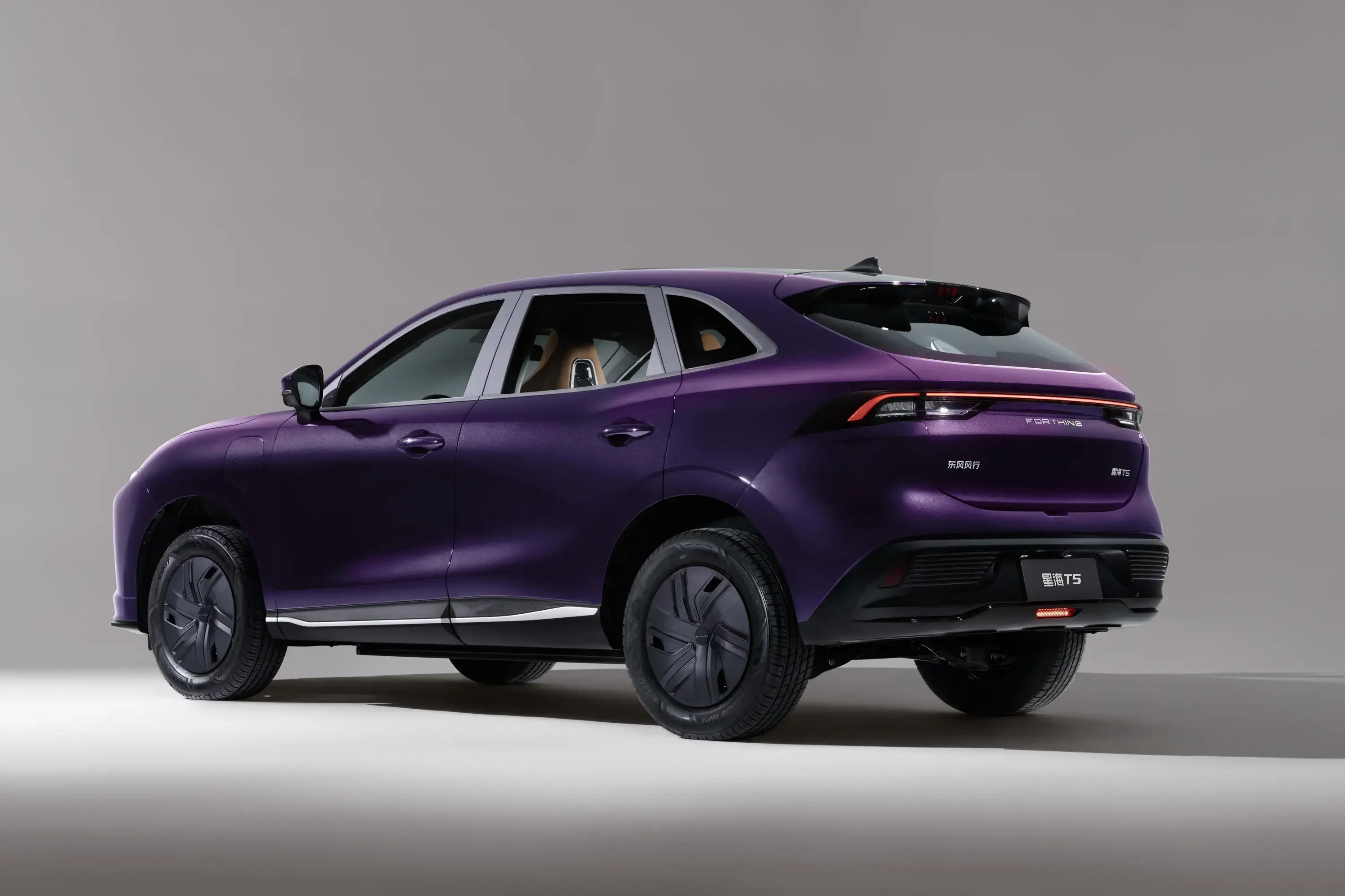 15万级纯电SUV 东风星海T5预售开启,530km续航带电出发 -1 15万级纯电SUV 东风星海T5预售开启,530km续航带电出发 -1