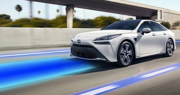 丰田vs比亚迪：自动驾驶的“龟兔赛跑”，谁才是真大佬？ -1