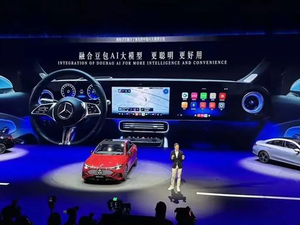 奔驰来电反击！纯电E级谍照曝光，设计终于“上道”了？ -1