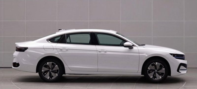 大众迈腾PHEV实锤！127km纯电续航，上半年就能开上！ -1