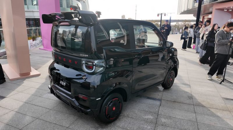 奇瑞冰淇淋竞速版杀疯了，4万级电动玩具车居然有快充？ -1