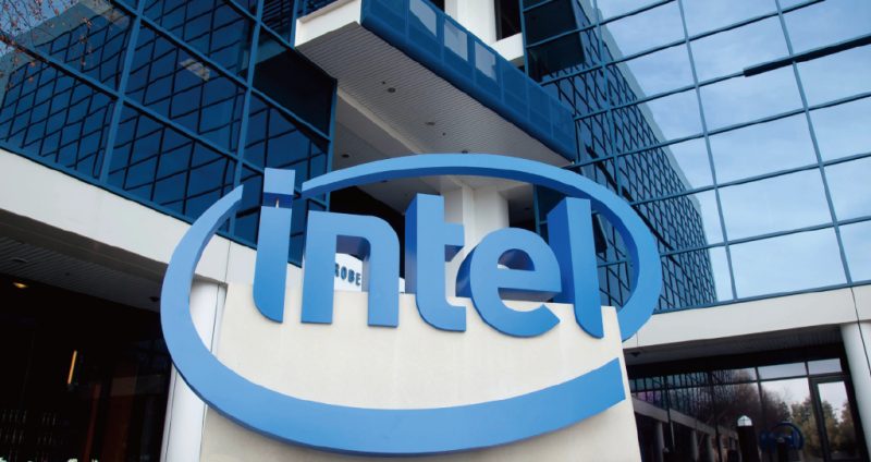 英特尔18A芯片量产落地！前CEO亲自邀功：我的功劳簿稳了 -1