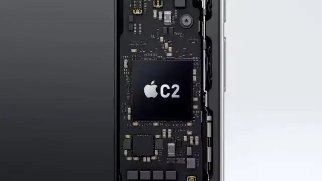又小又短？iPhone 18 Pro真机首曝，药丸屏呢？ -1