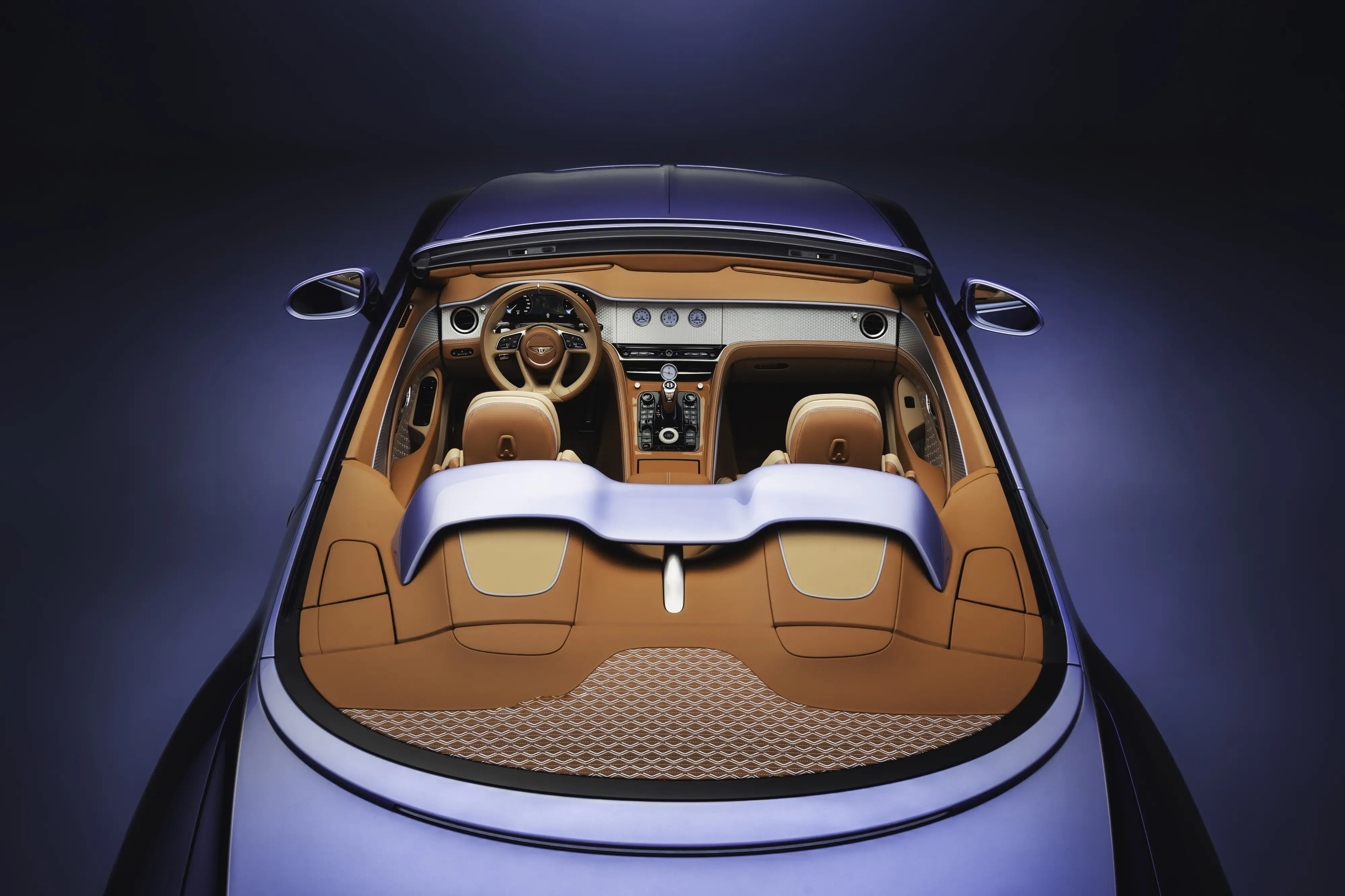 宾利玩家终极炫技！第四台Batur敞篷版交付，居然还有“签名灯”？ -1