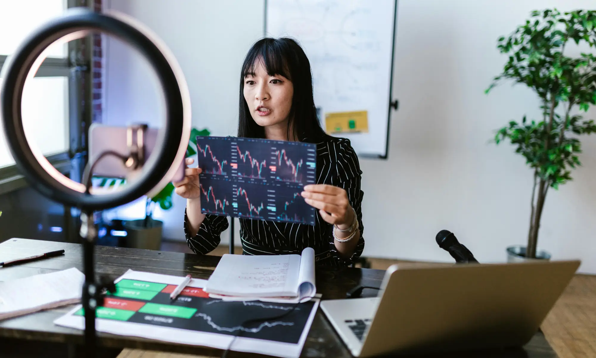 红人生意不香了？天下秀A股乏力，转战港股“续命” -1