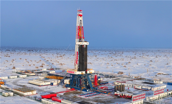 中国石油突破240℃超高温水泥浆技术，撑起万米深井“脊梁” -1