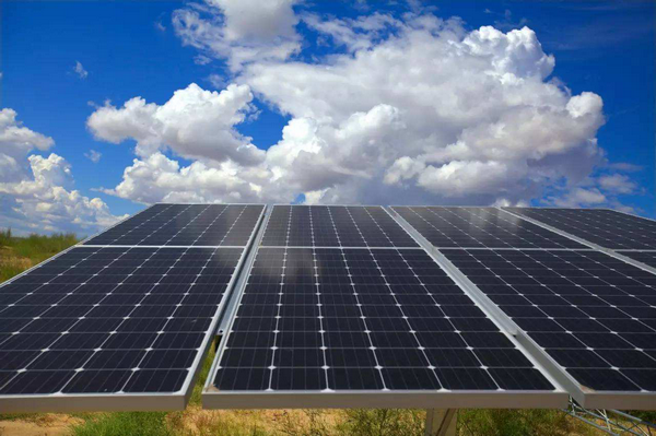 马斯克密访中国光伏巨头！太空光伏真要来了？ -1