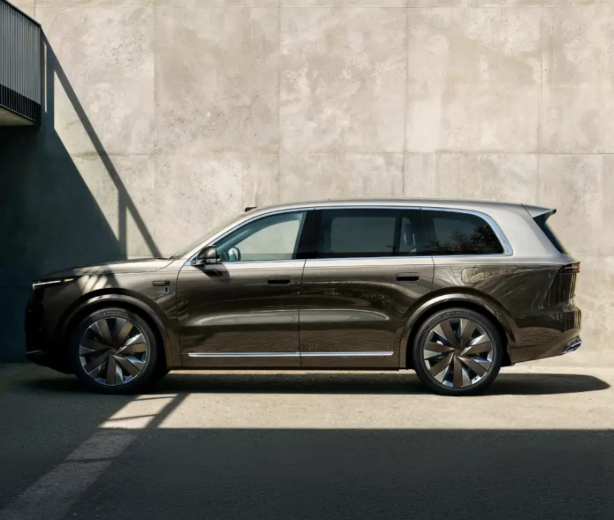 理想L9的“机器人”身份是终极解药，还是豪华画饼？ -1