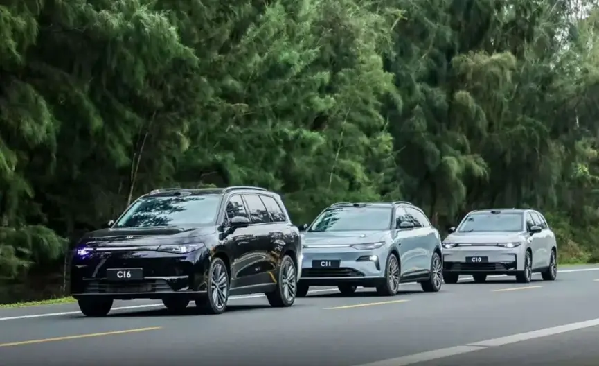 2026车市开局暴击：华为小米踹门，蔚小理跌出前三！淘汰赛已开启 -1