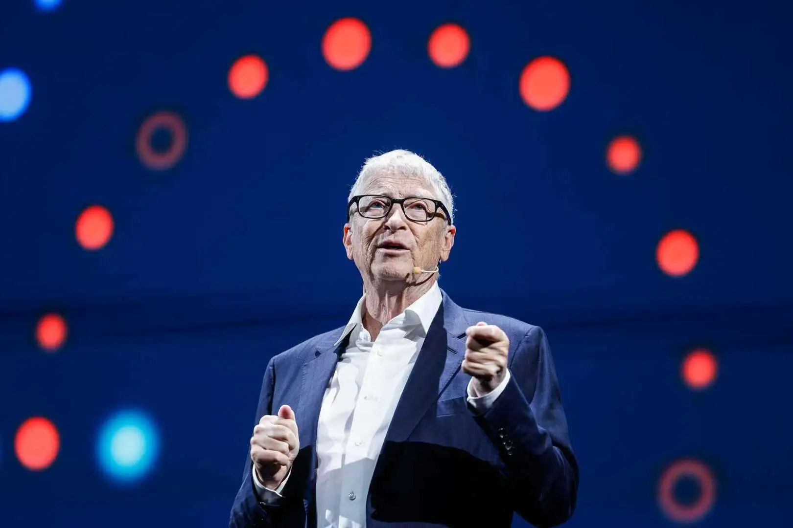 比尔·盖茨中国开讲：“进步不取决于谁更先进，取决于先惠及谁” -1