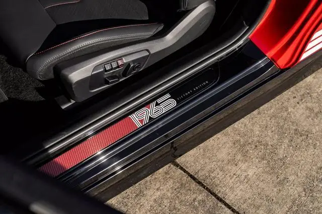 致敬“52号”传奇，Mini 1965胜利版官图发布 -1