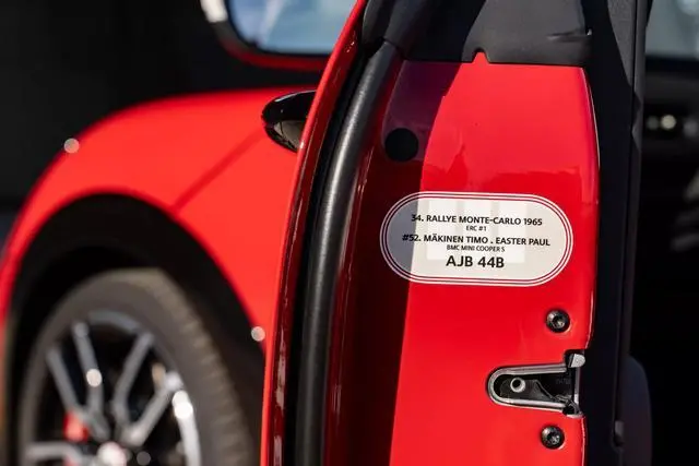 致敬“52号”传奇，Mini 1965胜利版官图发布 -1