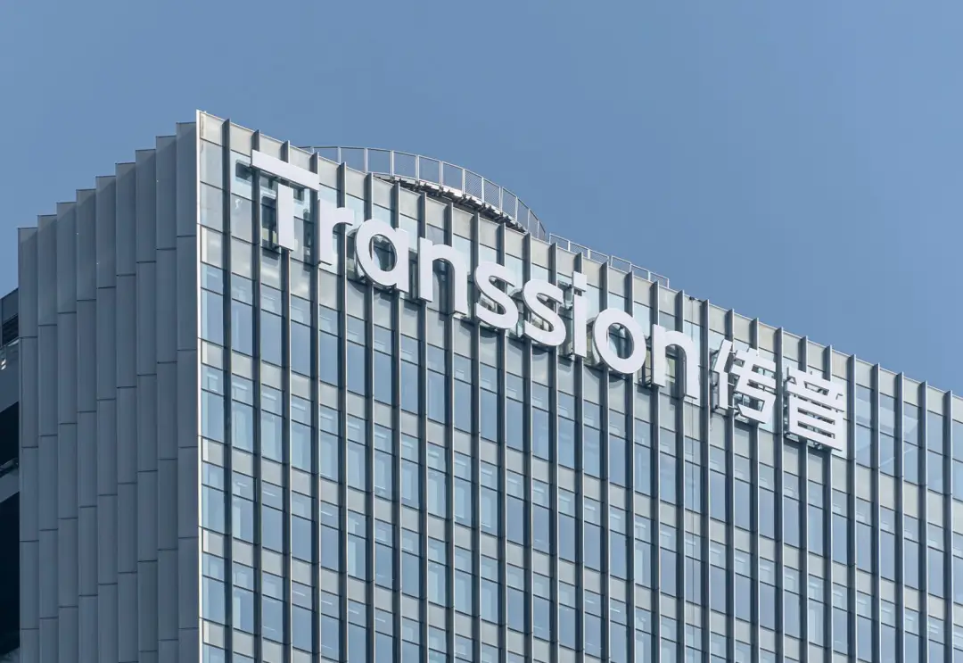 一台只赚30块，年卖2亿部：非洲之王的“极致性价比”，终于卷崩了 -1