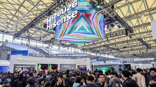 海信AWE 2026：RGB-Mini LED换代风暴来袭，百吋巨幕把影院搬进客厅 -1