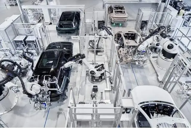 李斌熬了13年，蔚来终于赚钱了，但市场才看懂他的“苦” -1