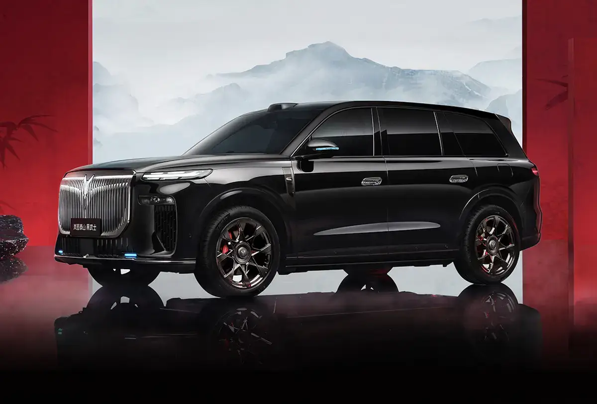 岚图泰山Ultra携L3级自动驾驶杀到，45.99万起黑武士版更吸睛 -1