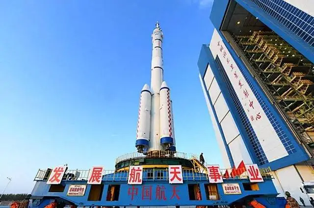 美军慌了!中国“太空白菜革命”,正让万亿霸权沦为废铁 -1 美军慌了!中国“太空白菜革命”,正让万亿霸权沦为废铁 -1