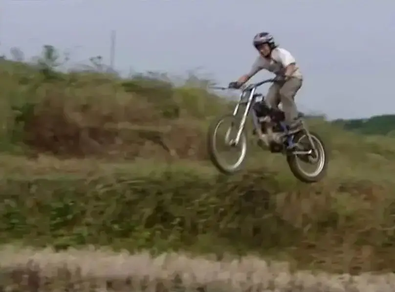 从修车学徒到干翻杜卡迪：张雪用20年告诉世界，中国机车不是只有“便宜货” -1