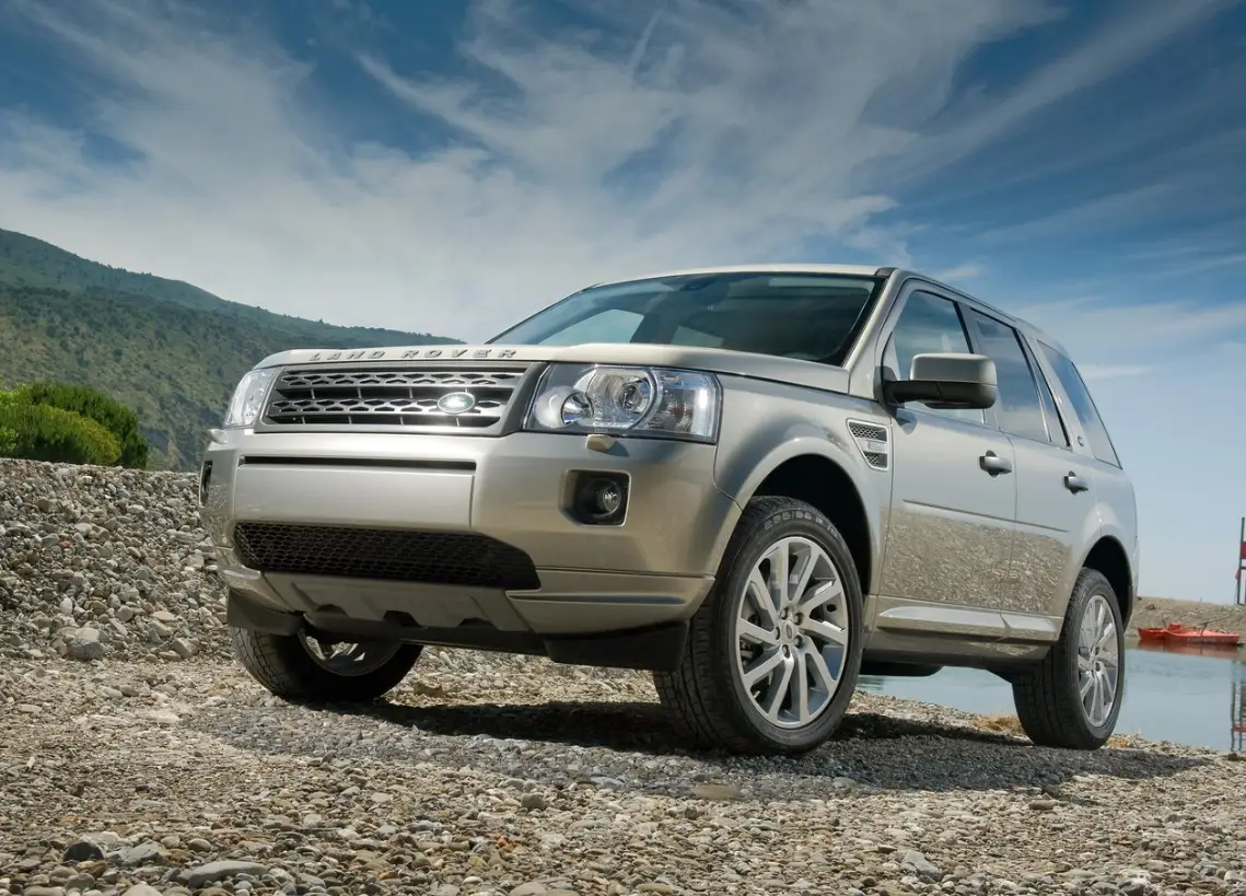 路虎“借壳重生”！奇瑞联手捷豹路虎推FREELANDER神行者 -1