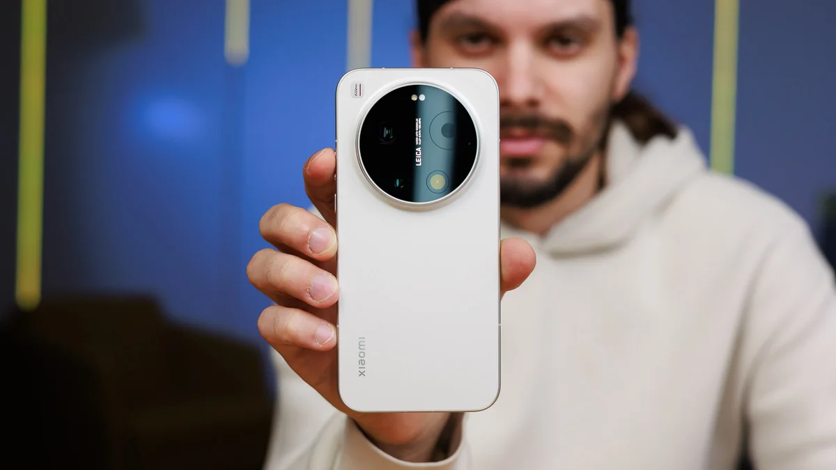 xiaomi might make the samsung galaxy s26 ultras flashiest privacy feature feel like a premium gimmick