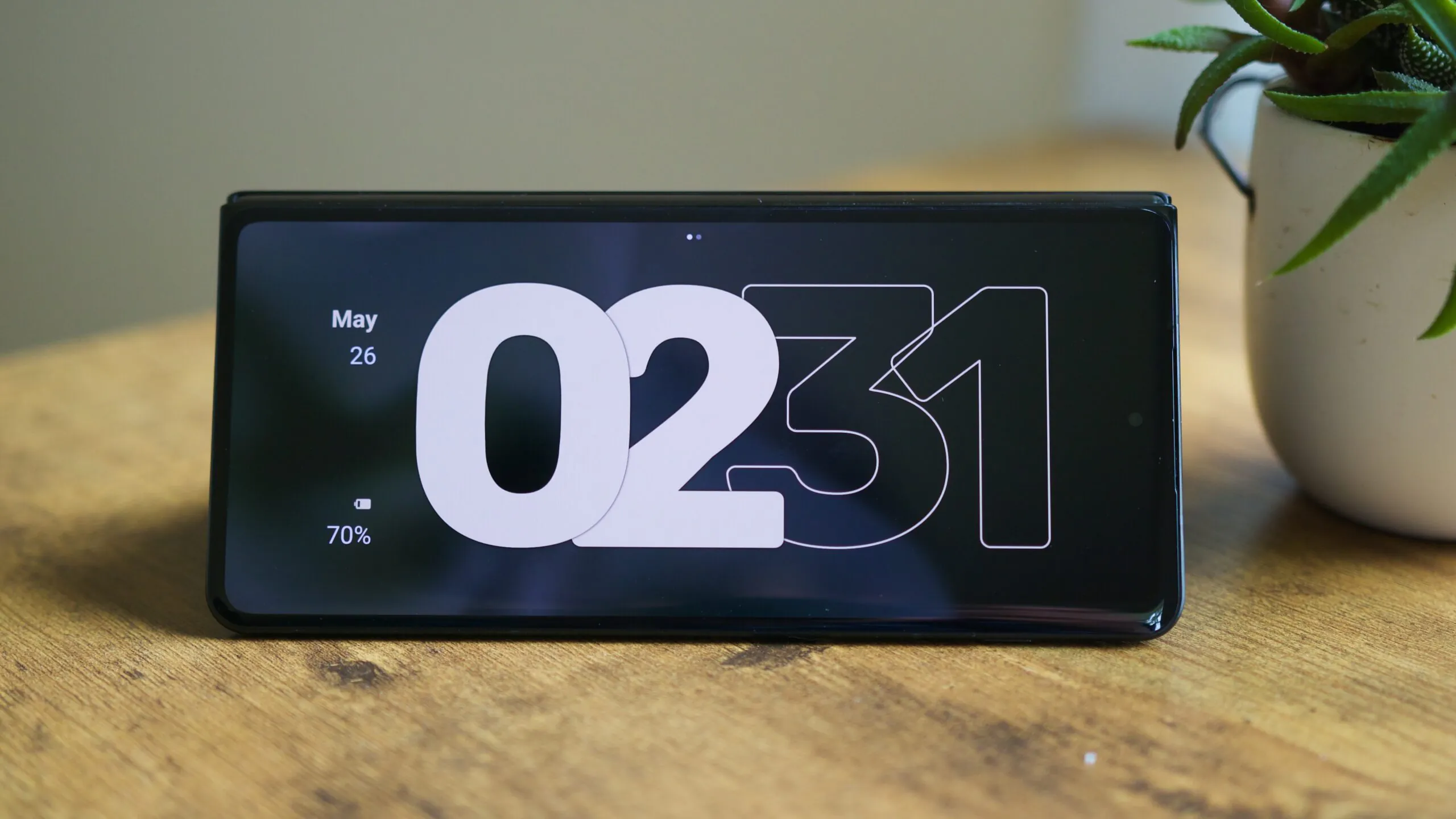 motorola razr fold desktop mode scaled.jpg