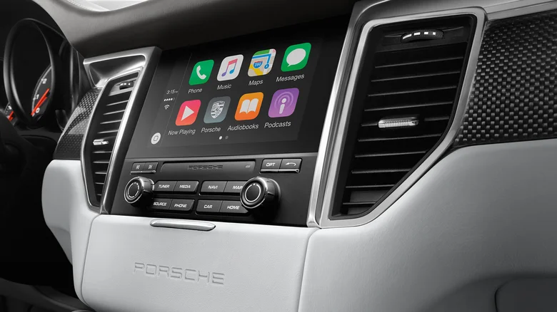 苹果在 iOS 27 中为 CarPlay 埋下重磅更新:终于能在车上看视频了 苹果在 iOS 27 中为 CarPlay 埋下重磅更新:终于能在车上看视频了 智能公会