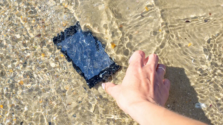 is ip68 fully waterproof 1784225802