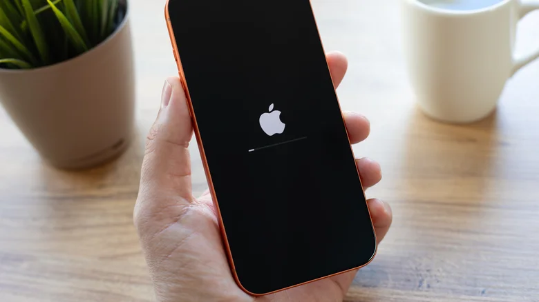 power cycling your android smartphone or iphone has some performance benefits 1784907128