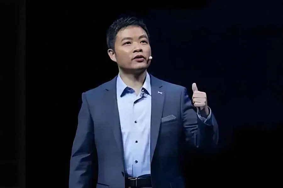 召回X9、合作大众遇冷、高端梦碎:小鹏的“多事之夏” -1 召回X9、合作大众遇冷、高端梦碎:小鹏的“多事之夏” -1