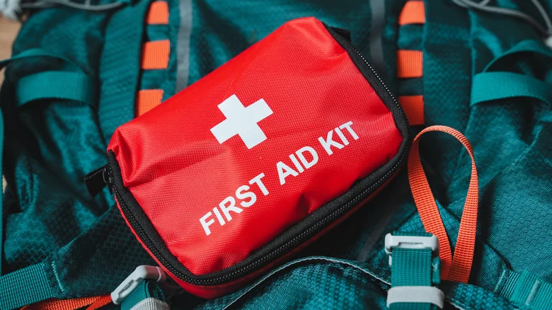 first aid kit 1787001708