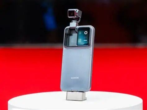 9999元起,荣耀Robot Phone发布:当AI手机长出“机械手”,是刚需还是噱头? -1 9999元起,荣耀Robot Phone发布:当AI手机长出“机械手”,是刚需还是噱头? -1