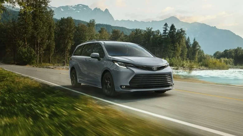 toyota sienna 1787001031
