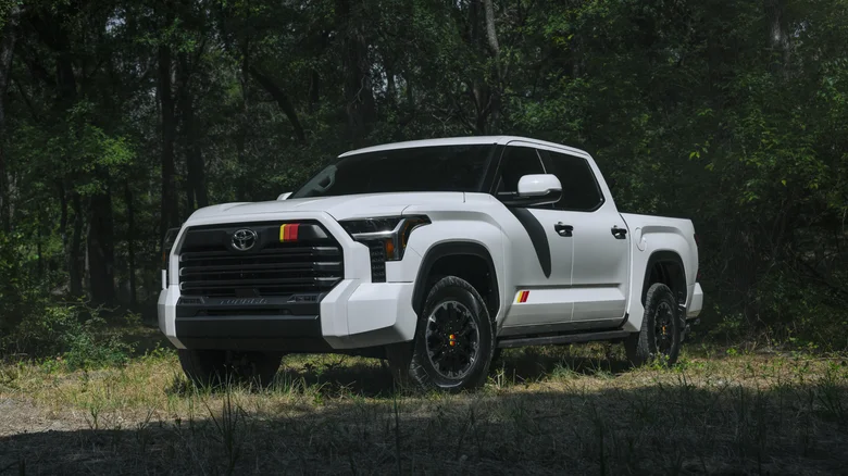 toyota tundra 1787001033