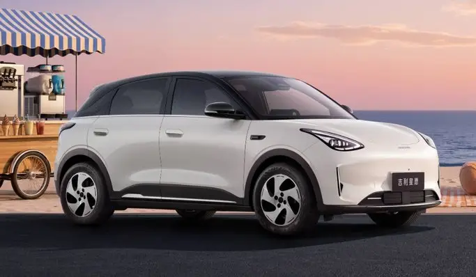 2026上半年十大爆款车:唯一上榜的国产燃油SUV,靠“小蓝灯”杀出重围 -1 2026上半年十大爆款车:唯一上榜的国产燃油SUV,靠“小蓝灯”杀出重围 -1