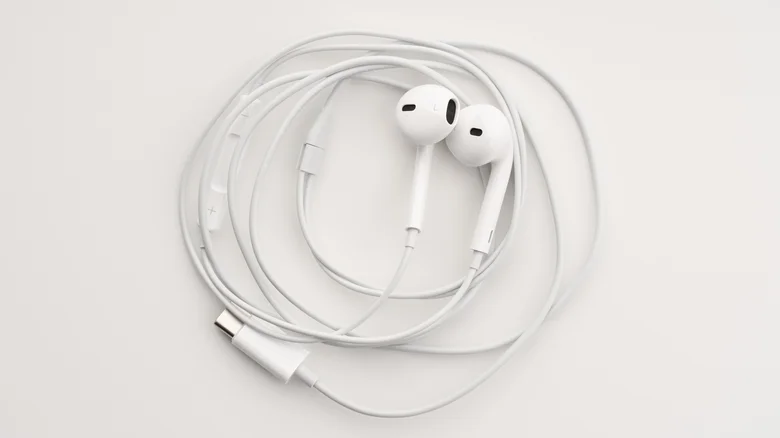 airpods are better but theres still room for earpods 1788531897